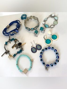 Mixed Blue & Turquoise Fashion Jewelry bundle #101